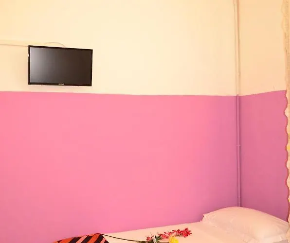 New Hotel *