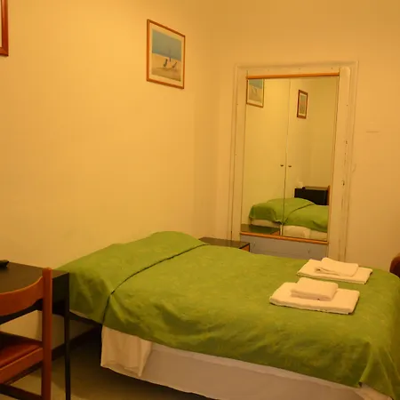 新米兰酒店 米兰