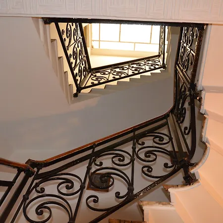 新米兰酒店 米兰